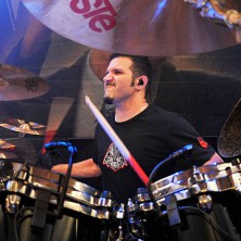 Чарли Бенант (Charlie Benante)